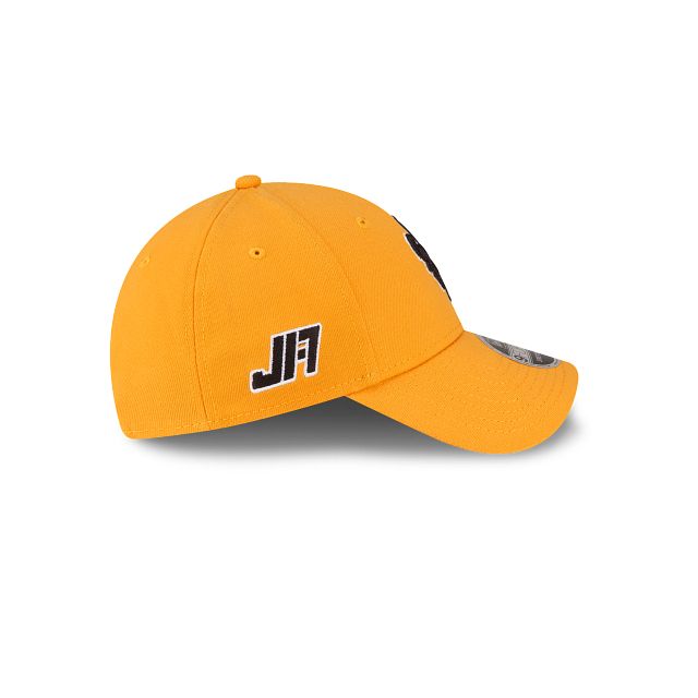 JA17 Wyoming Cowboys Gold 9FORTY Snapback Hat sold by New Era product image thumbnail 4