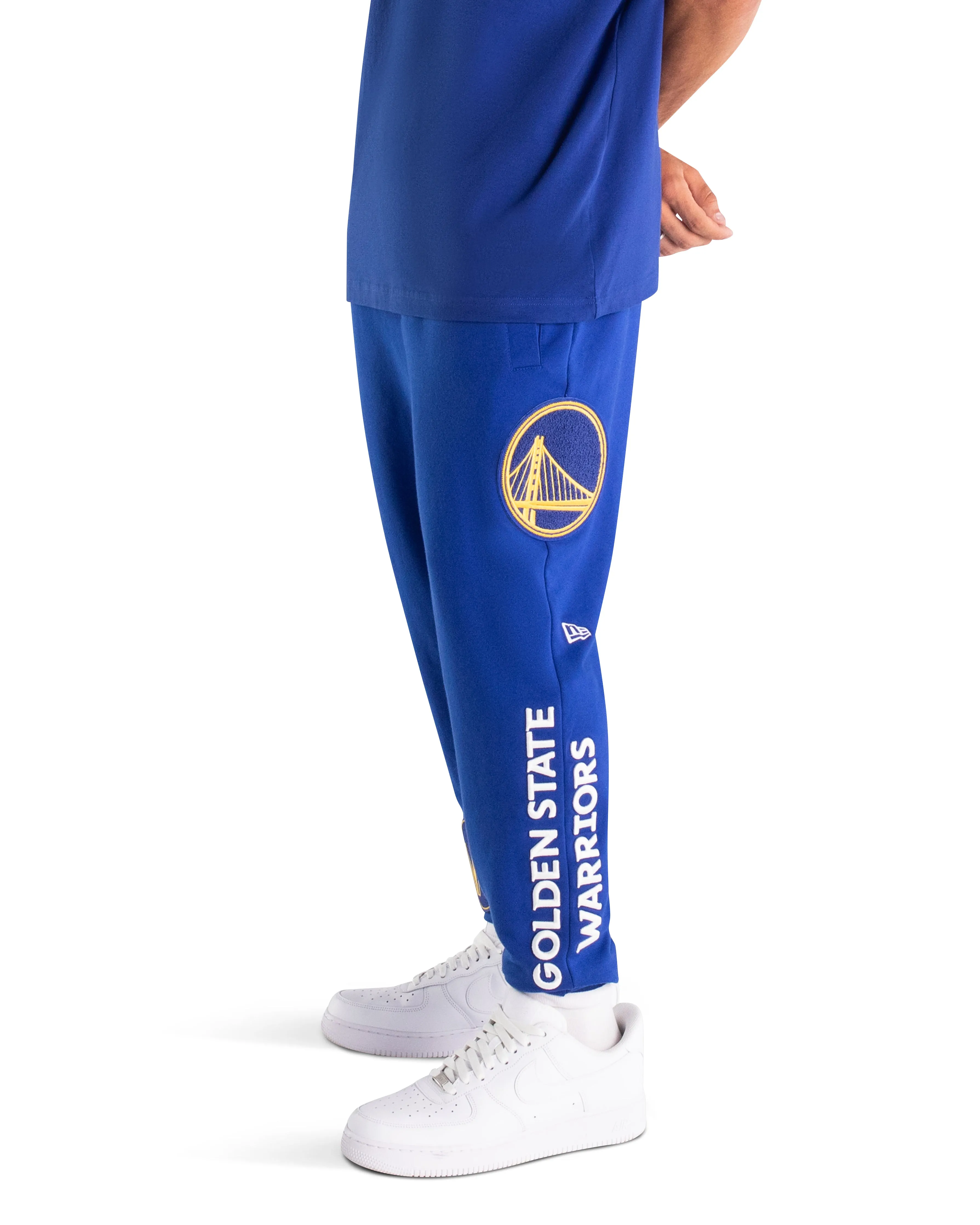 New York Knicks Logo Select Jogger sold by New Era product image thumbnail 2