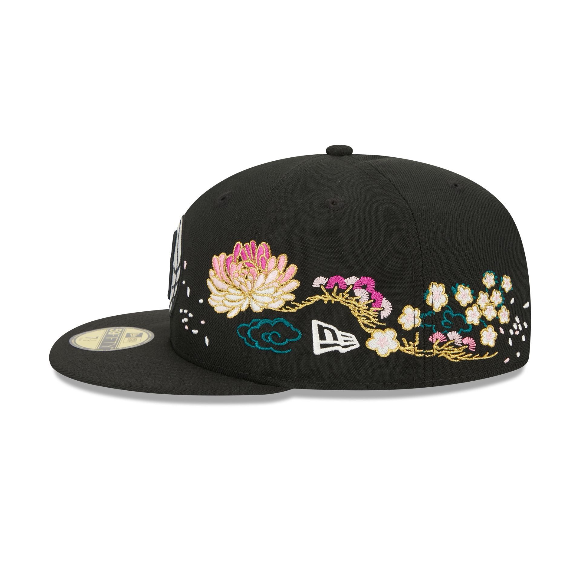 Brooklyn Nets Cherry Blossom 59FIFTY Fitted Hat sold by New Era product image thumbnail 4