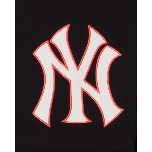 New York Yankees Color Pack Shorts sold by New Era product image thumbnail 4