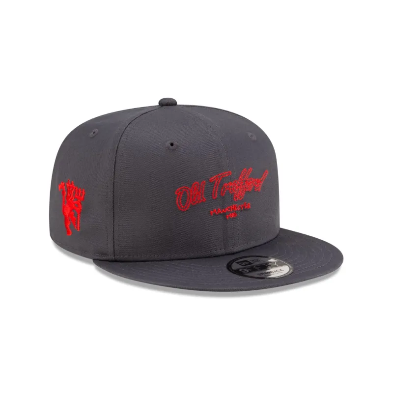 Manchester United Chain Stitch Dark Gray 9FIFTY Snapback Hat made by New Era