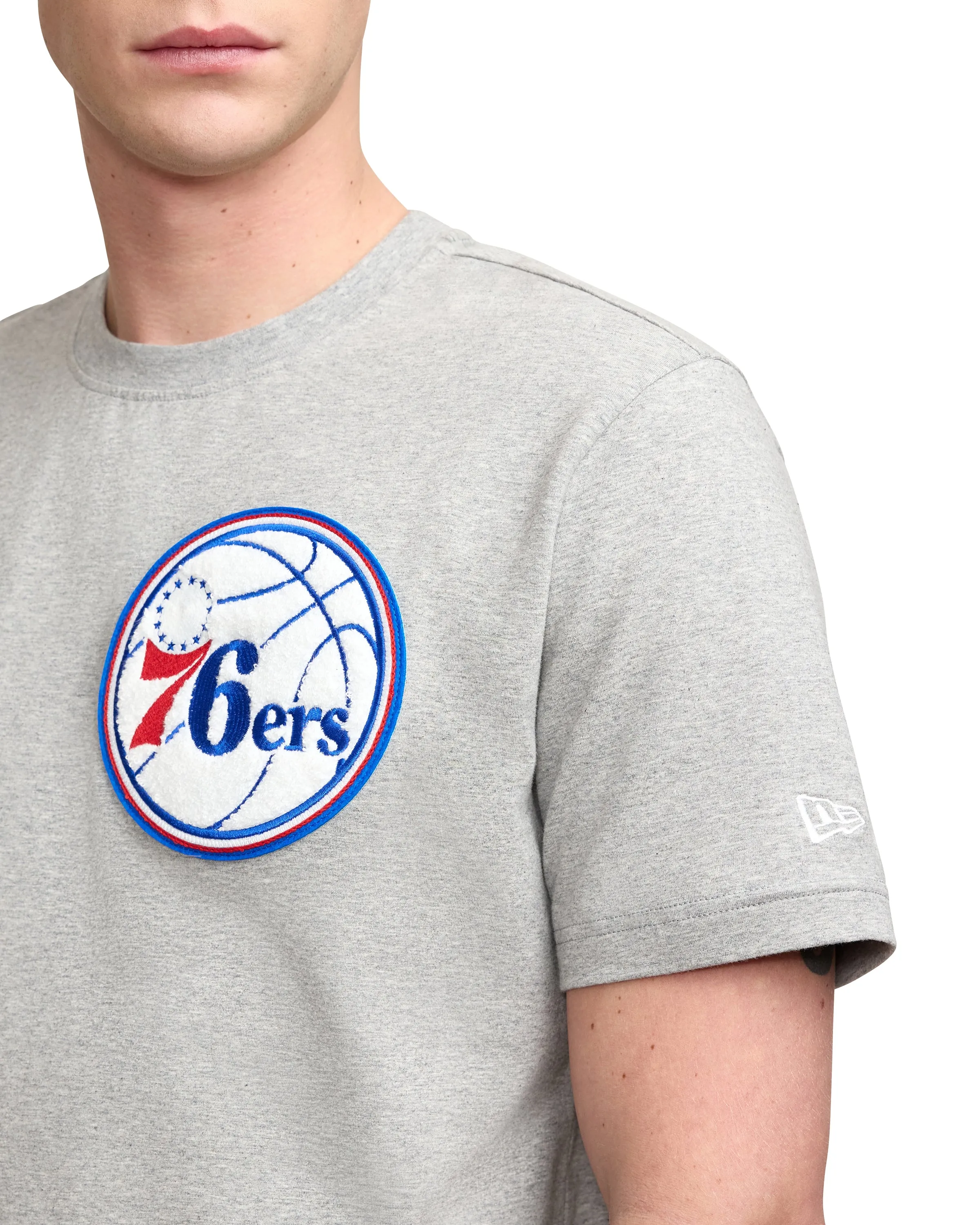 Los Angeles Lakers Gray Logo Select T-Shirt sold by New Era product image thumbnail 2