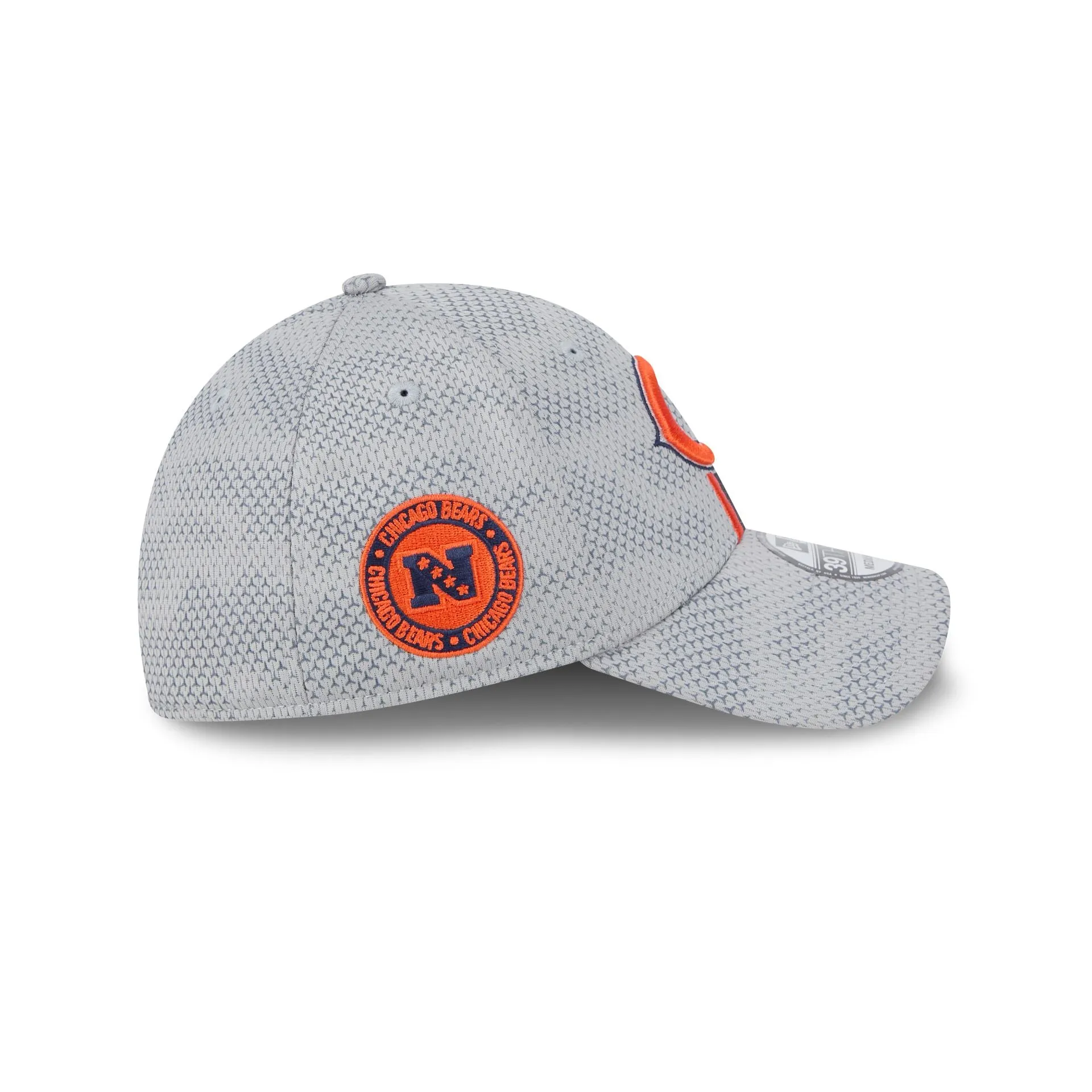 Chicago Bears 2024 Sideline Gray 39THIRTY Stretch Fit Hat sold by New Era product image thumbnail 4