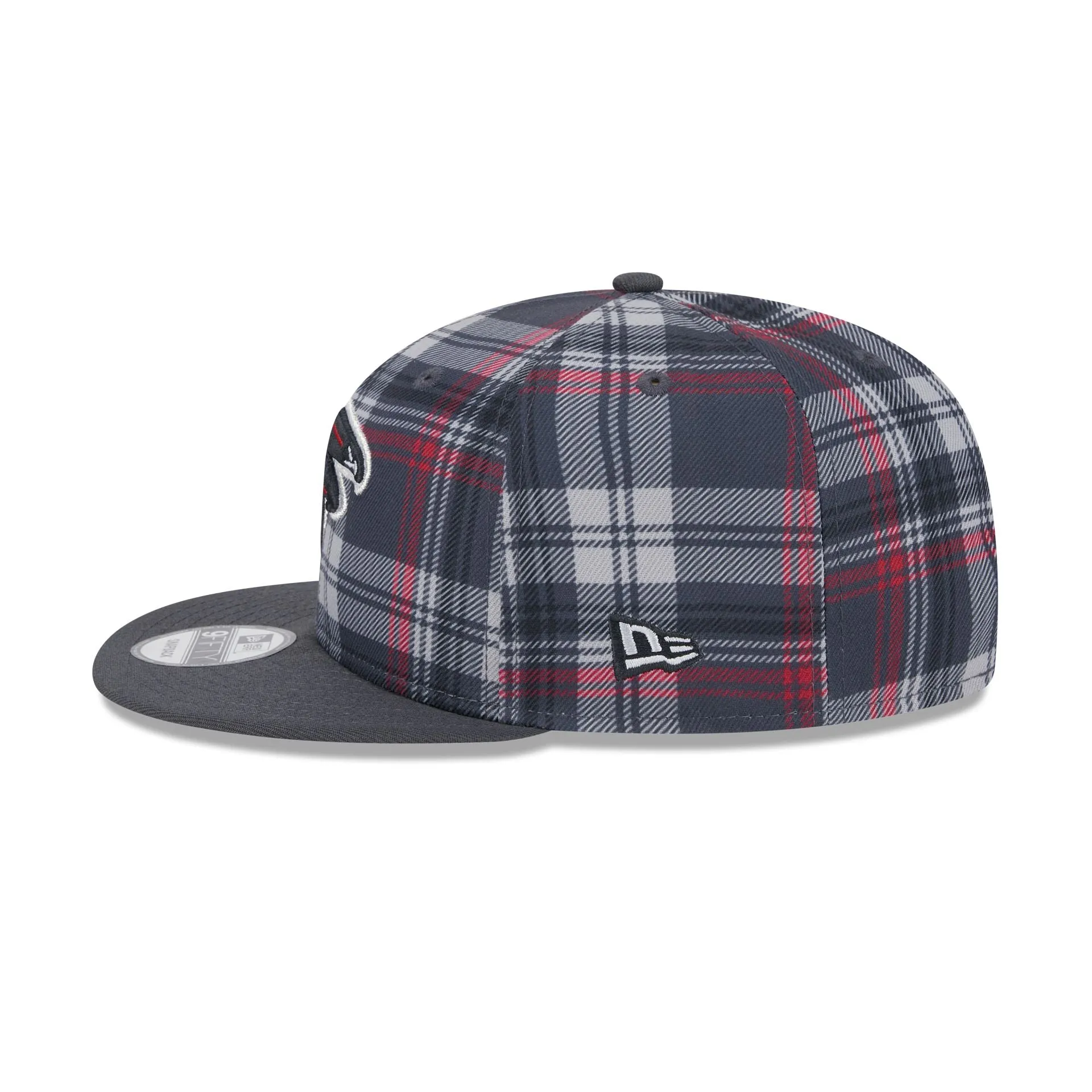 Atlanta Falcons 2024 Sideline Statement Gray 9FIFTY Snapback Hat sold by New Era product image thumbnail 4