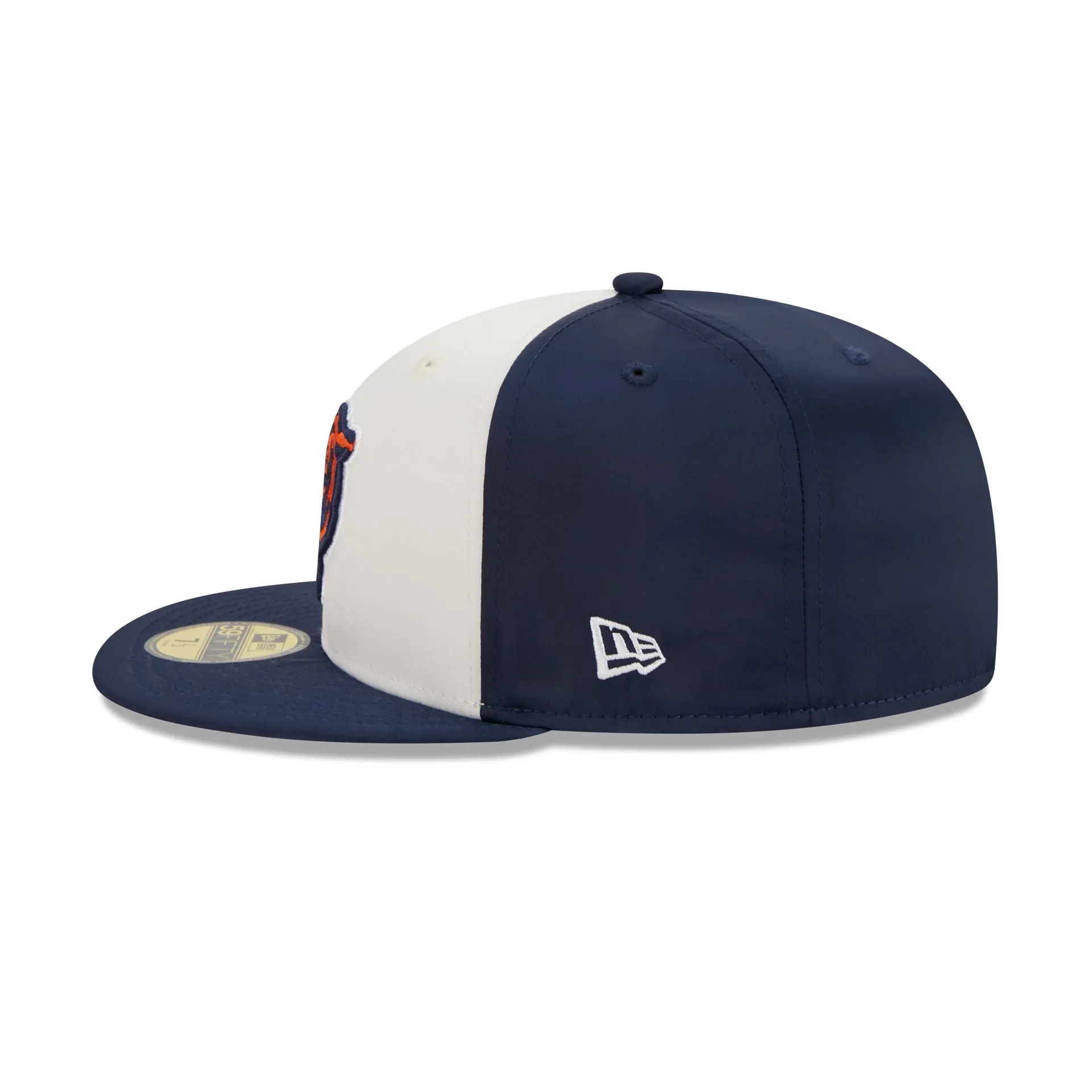 Chicago Bears Throwback Satin 59FIFTY Fitted Hat sold by New Era product image thumbnail 5