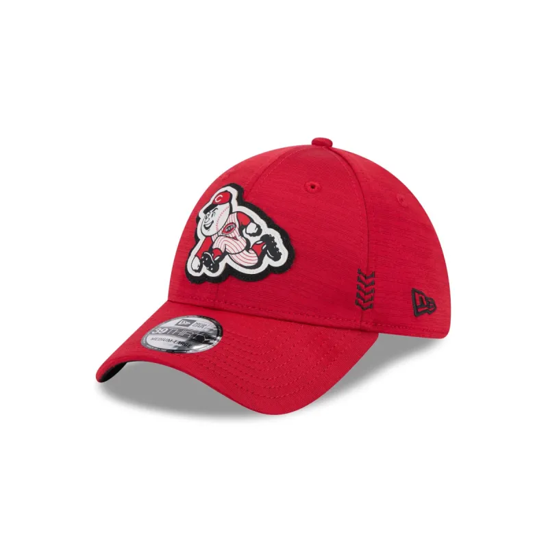 Cincinnati Reds 2024 Clubhouse 39THIRTY Stretch Fit Hat sold by New Era