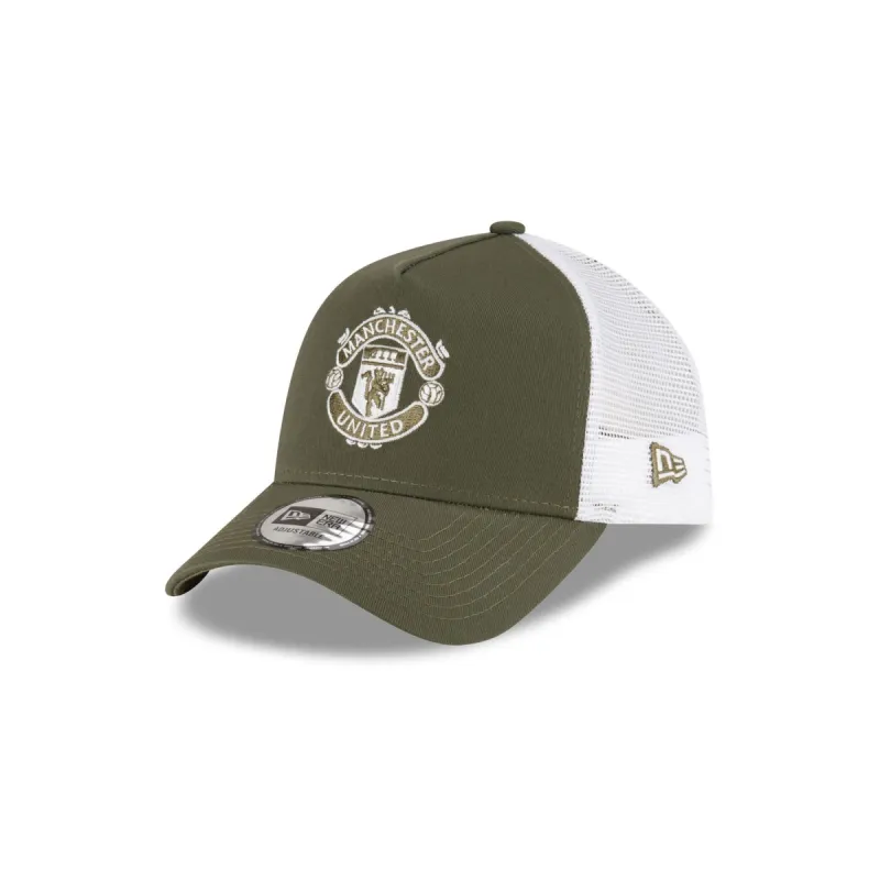 Manchester United Green 9FORTY A-Frame Trucker Hat made by New Era