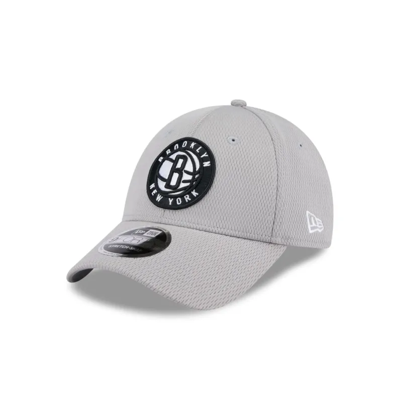 Brooklyn Nets Gray 9FORTY Stretch-Snap Hat sold by New Era