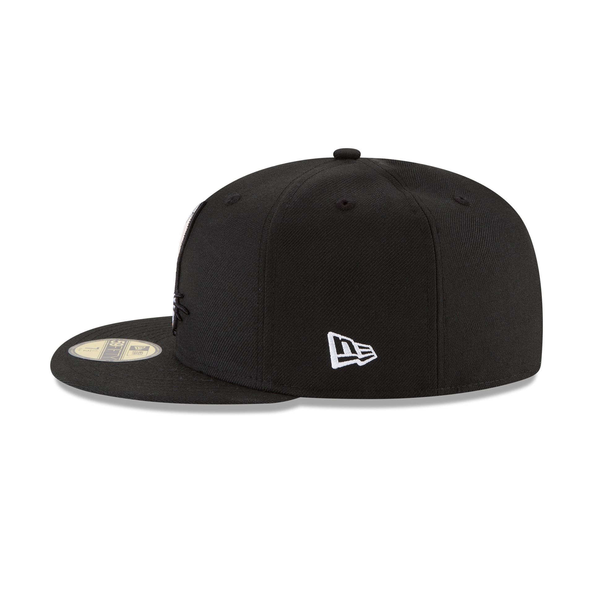 Looney Tunes Bugs Bunny Alt Black 59FIFTY Fitted Hat sold by New Era product image thumbnail 4