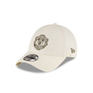 Manchester United Green Logo 9FORTY Adjustable Hat sold by New Era