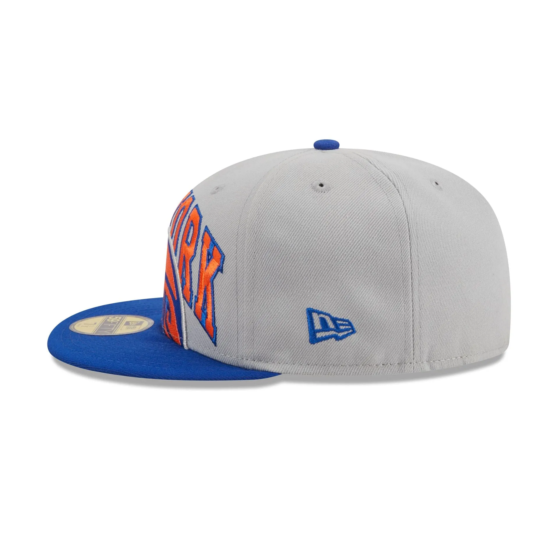 New York Knicks 2023 Tip-Off 59FIFTY Fitted Hat sold by New Era product image thumbnail 4