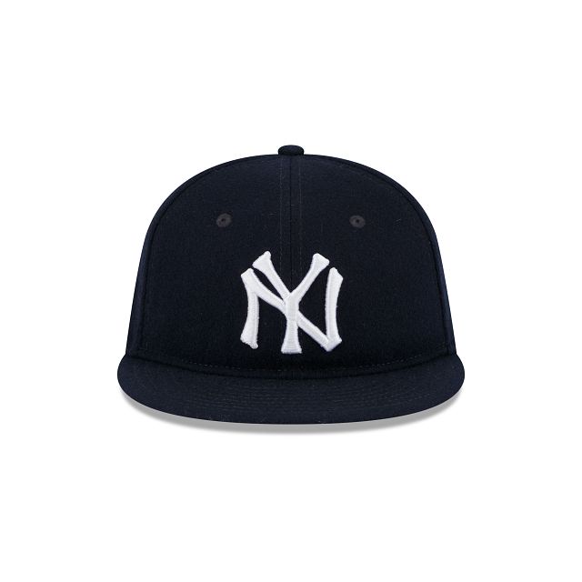 New York Yankees Throwback Retro Crown 9FIFTY Snapback Hat sold by New Era product image thumbnail 2