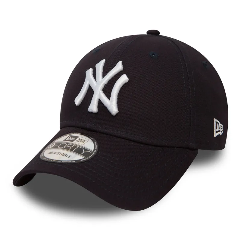 New York Yankees Essential Navy 9FORTY Cap sold by New Era