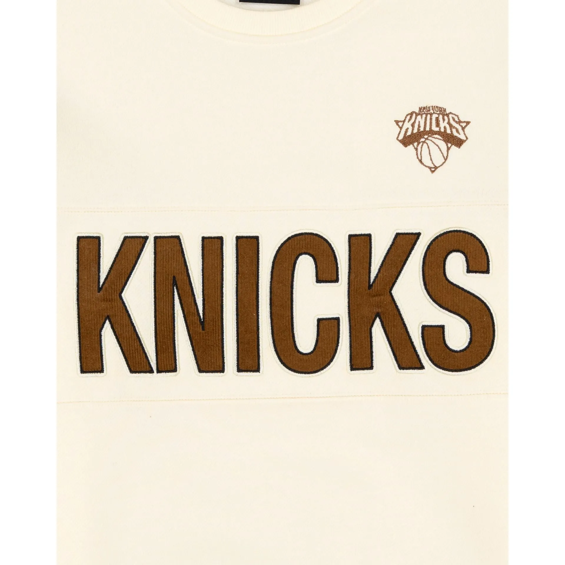 New York Knicks Cord Crewneck sold by New Era product image thumbnail 4