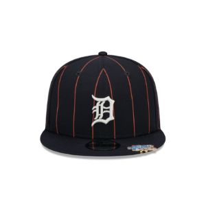 Detroit Tigers Pinstripe Visor Clip 9FIFTY Snapback Hat sold by New Era
