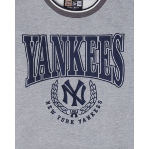 New York Yankees Throwback Crewneck sold by New Era