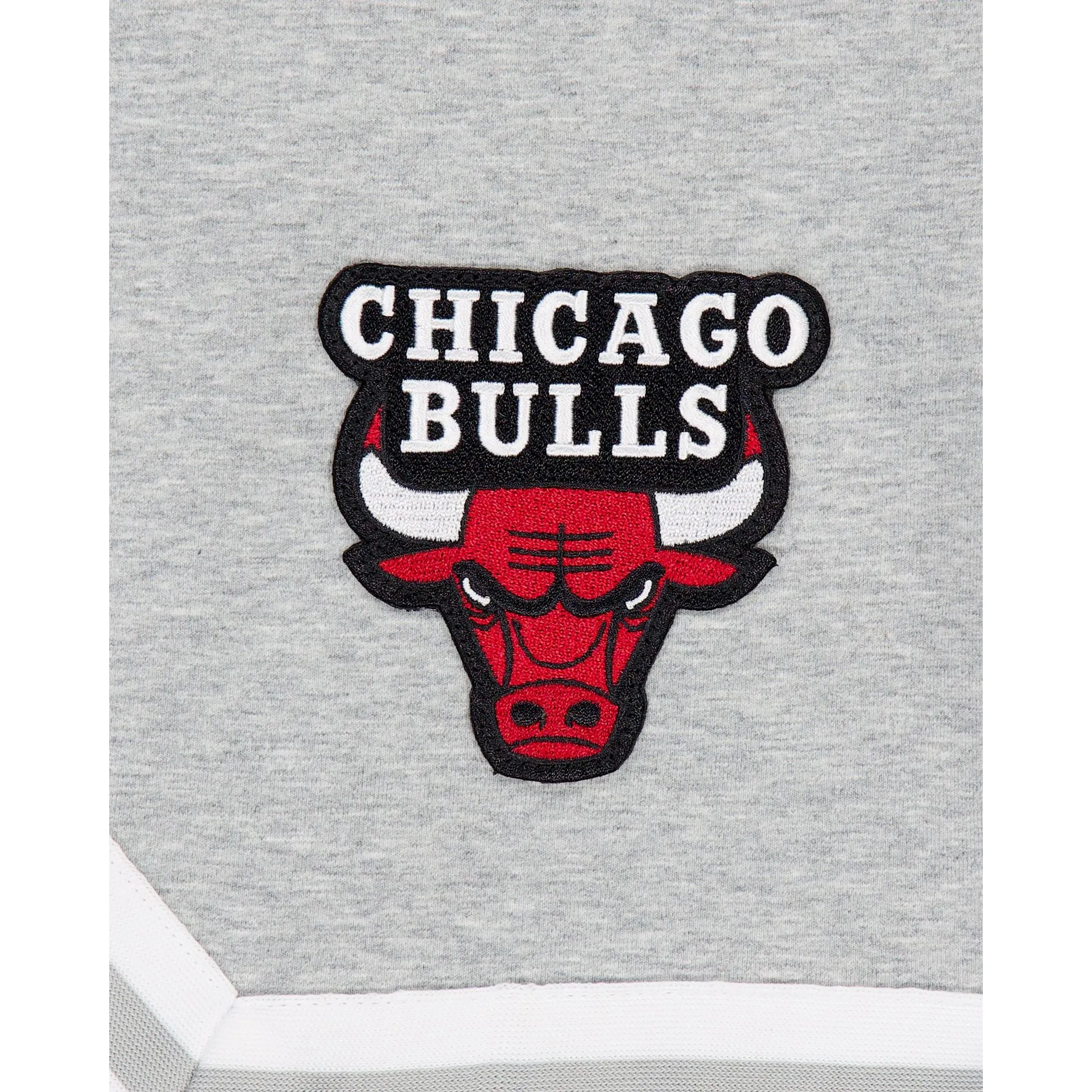 Chicago Bulls Gray Logo Select Shorts sold by New Era product image thumbnail 4
