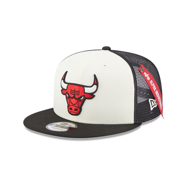 Alpha Industries X Chicago Bulls 9FIFTY Snapback Hat sold by New Era
