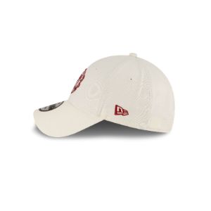 Manchester United Red Logo 9FORTY Adjustable Hat sold by New Era