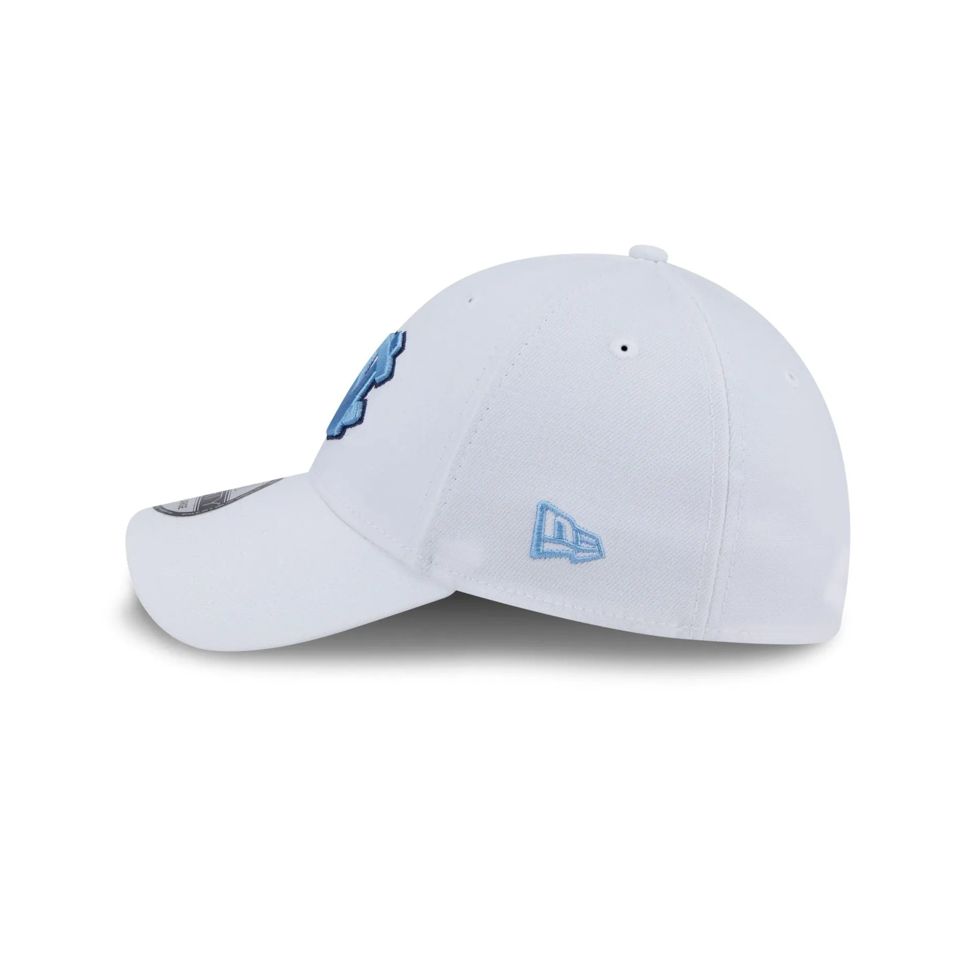 North Carolina Tar Heels Chrome 39THIRTY Stretch Fit Hat sold by New Era product image thumbnail 4