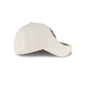 Manchester United Red Logo 9FORTY Adjustable Hat sold by New Era