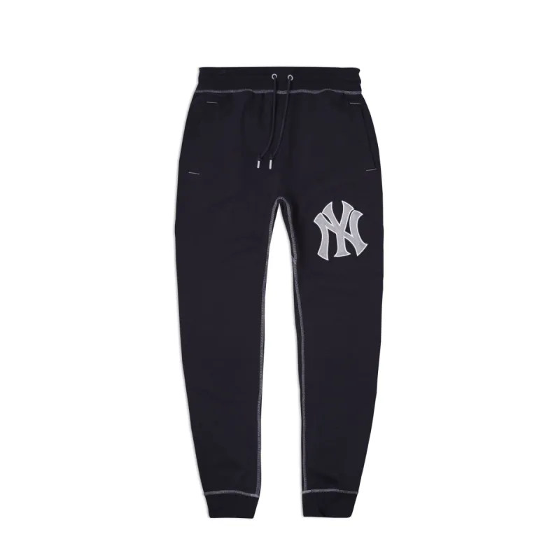 New York Yankees Book Club Jogger sold by New Era