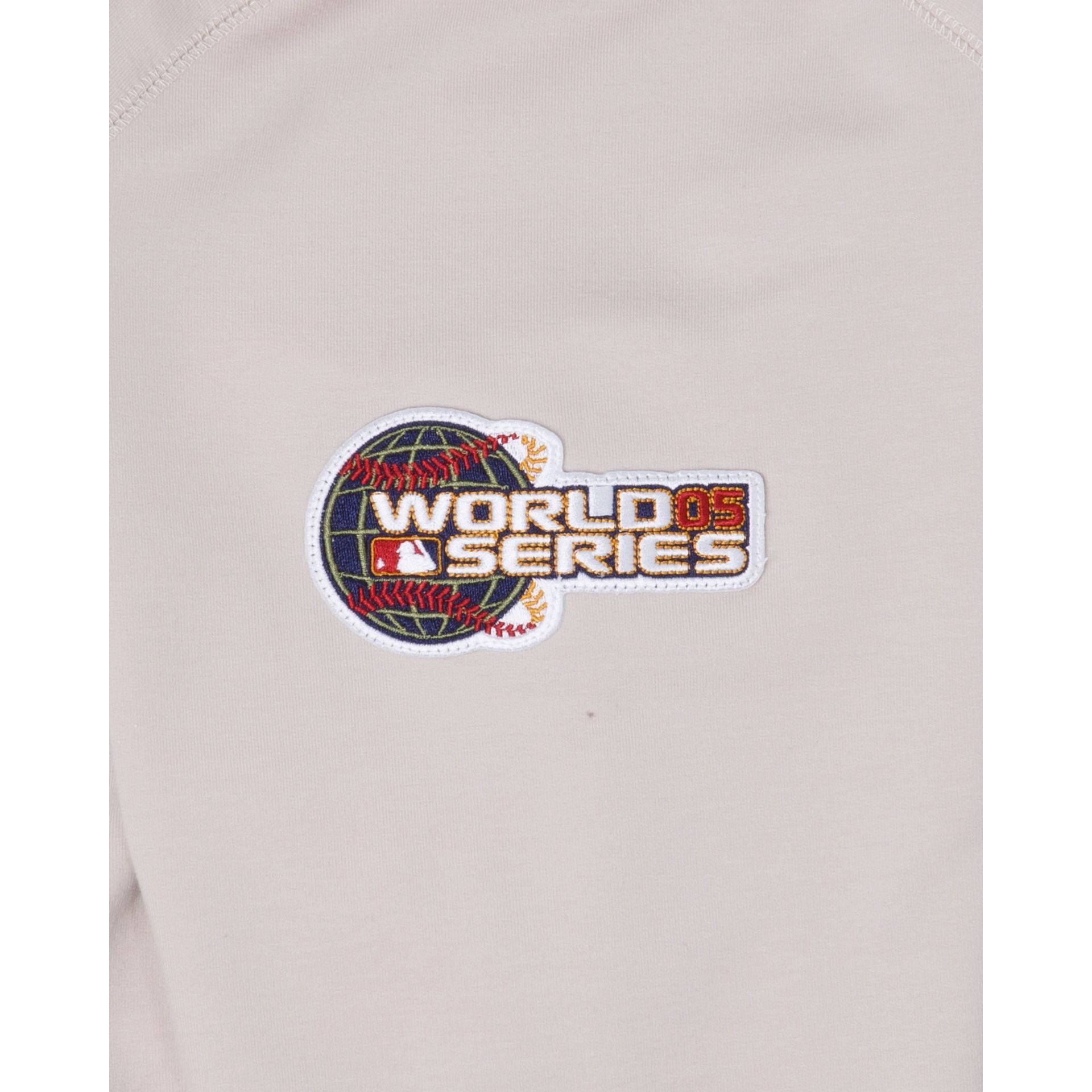 Chicago White Sox Logo Select Chrome Hoodie sold by New Era product image thumbnail 5