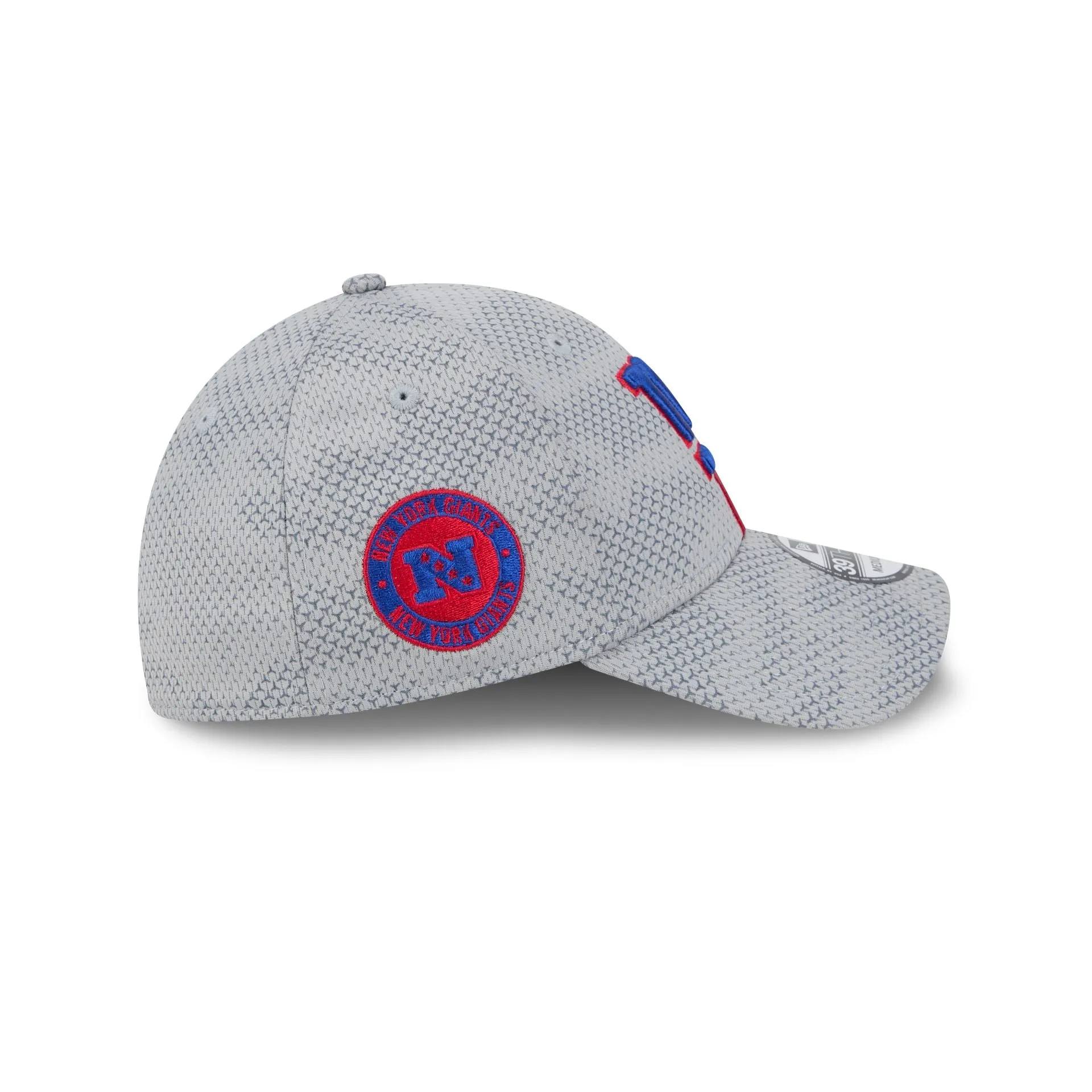 New York Giants 2024 Sideline Gray 39THIRTY Stretch Fit Hat sold by New Era product image thumbnail 4