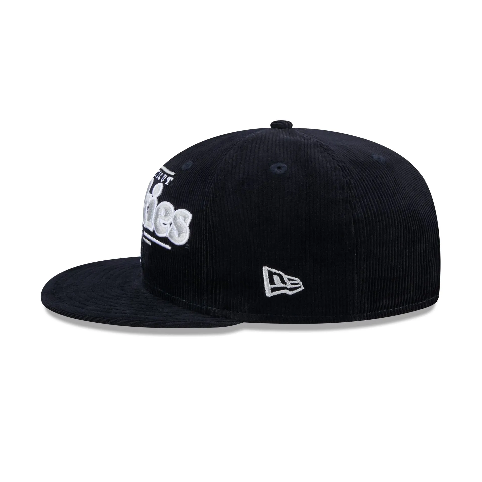 Connecticut Huskies College Vault Throwback Display 9FIFTY Snapback Hat sold by New Era product image thumbnail 4