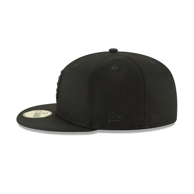 San Francisco Giants Blackout Basic 59FIFTY Fitted Hat sold by New Era product image thumbnail 5