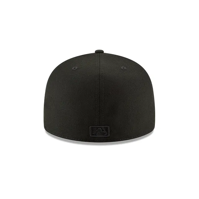 San Francisco Giants Blackout Basic 59FIFTY Fitted Hat sold by New Era product image thumbnail 4