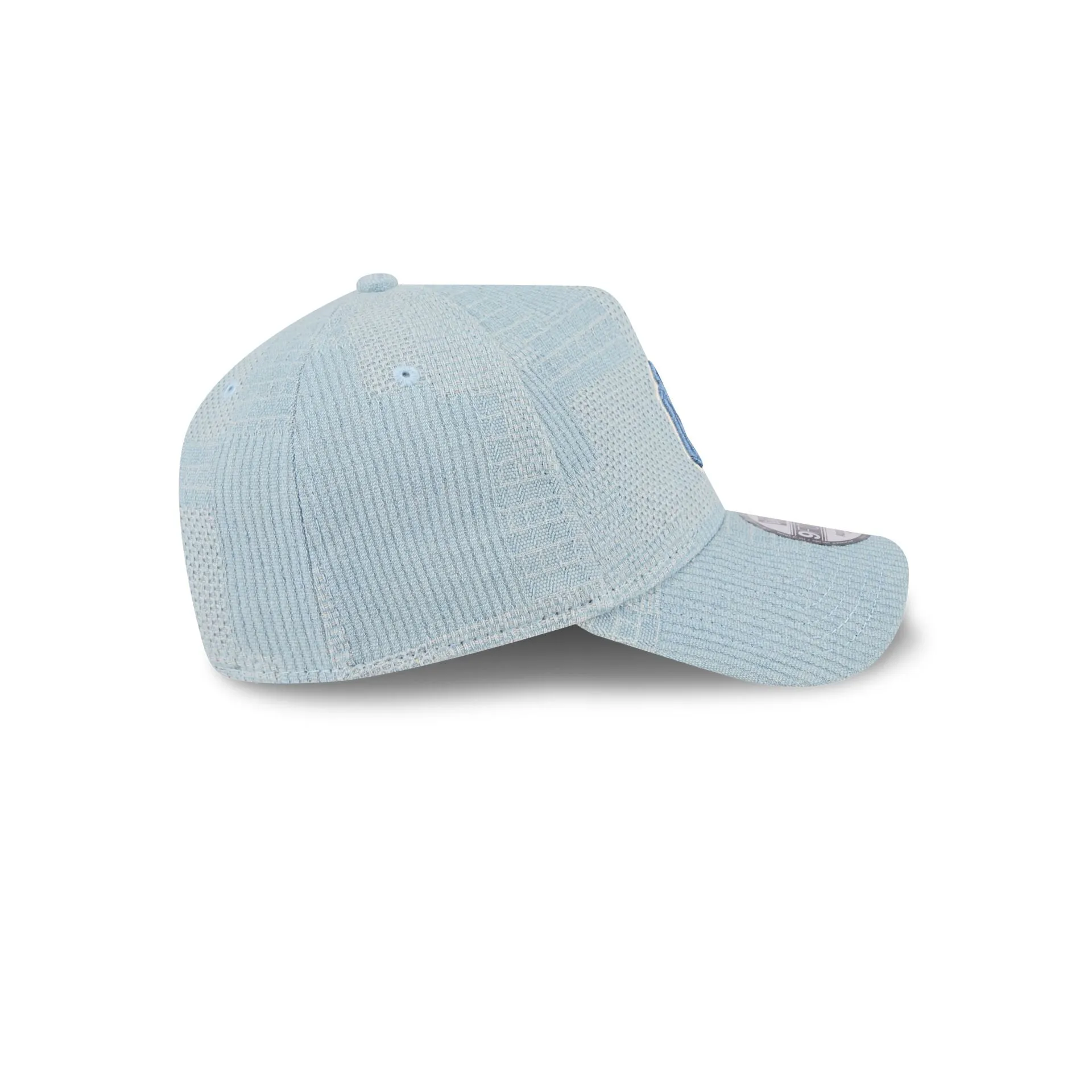 New York Yankees Logo Essentials Denim 9FORTY A-Frame Snapback Hat sold by New Era product image thumbnail 5