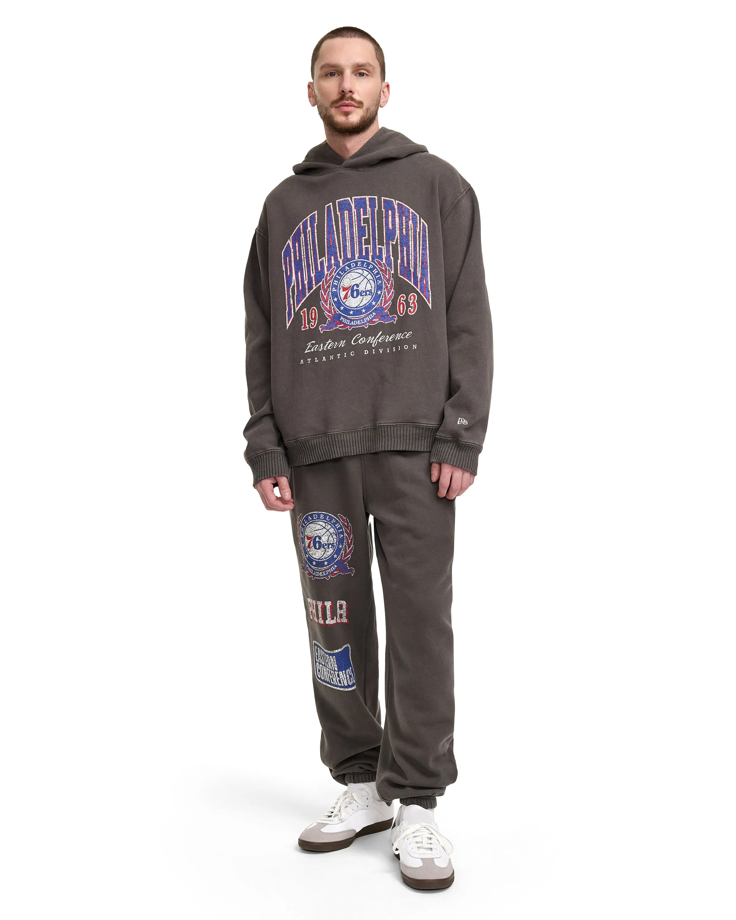 Philadelphia 76ers Oversized Essentials Hoodie sold by New Era product image thumbnail 4