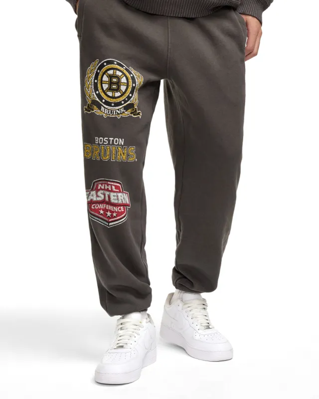 Boston Bruins Oversized Essentials Sweatpants sold by New Era