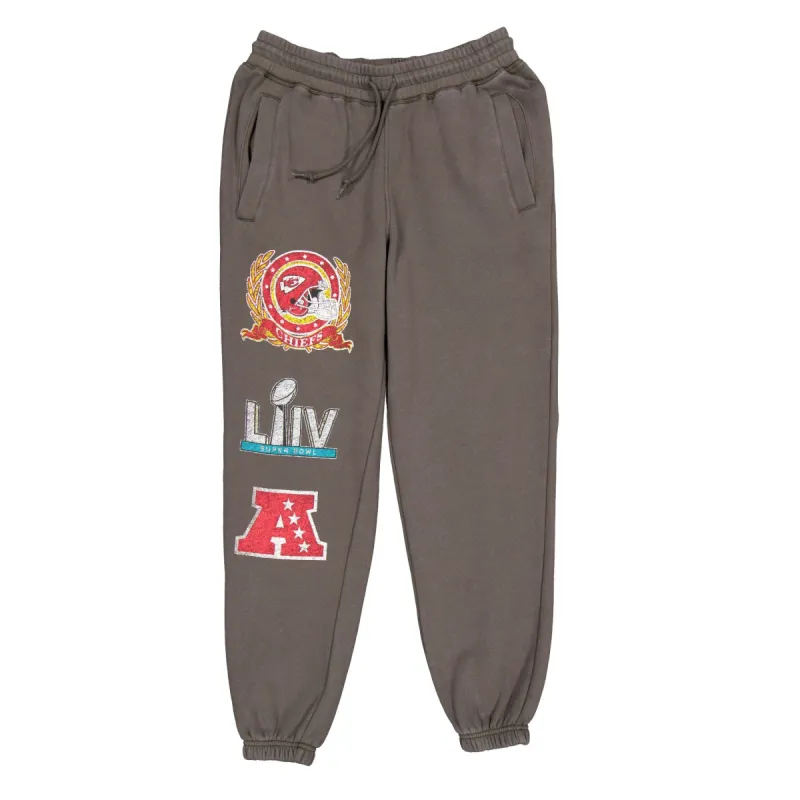 Kansas City Chiefs Oversized Essentials Sweatpants sold by New Era