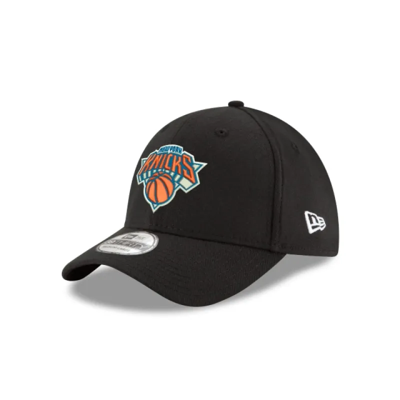 New York Knicks Team Classic 39THIRTY Stretch Fit Hat made by New Era