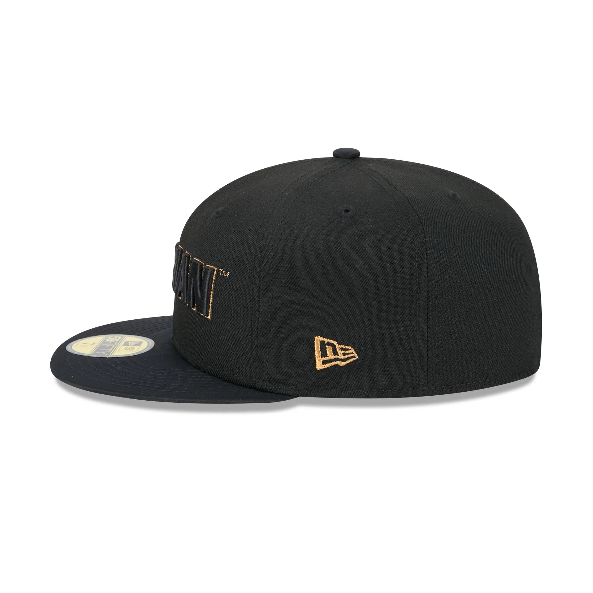 Batman Bold 59FIFTY Fitted Hat sold by New Era product image thumbnail 4