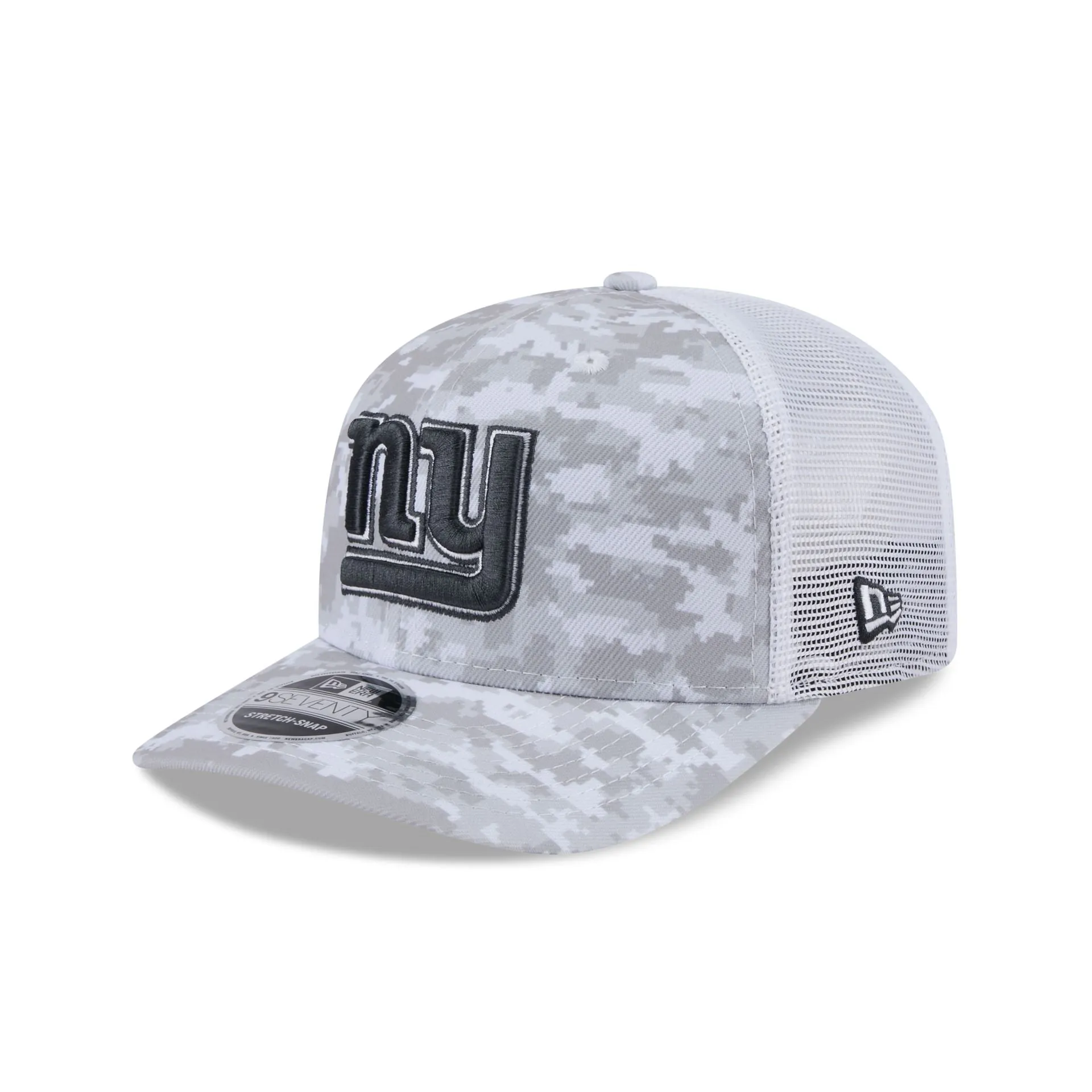 New York Giants 2024 Salute to Service 9SEVENTY Trucker Hat sold by New Era product image thumbnail 3