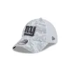 New York Giants 2024 Salute to Service 39THIRTY Stretch Fit Hat sold by New Era