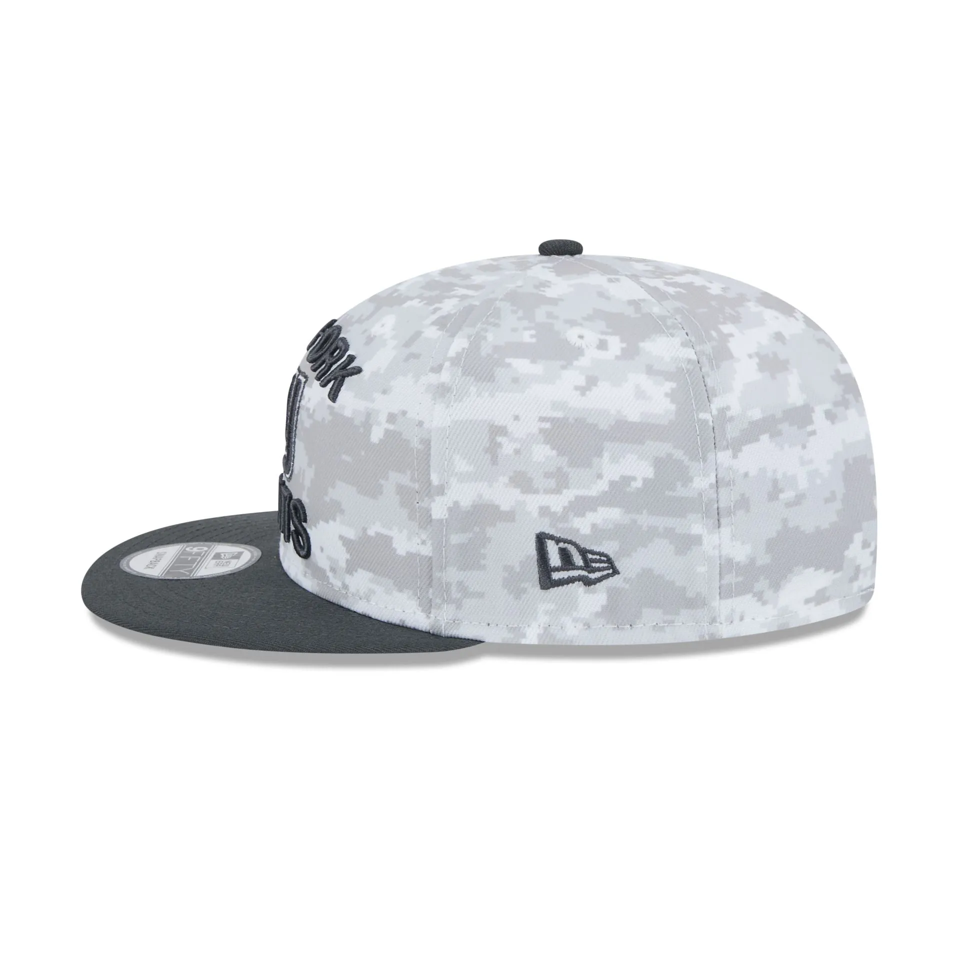New York Giants 2024 Salute to Service 9FIFTY Snapback Hat sold by New Era product image thumbnail 5