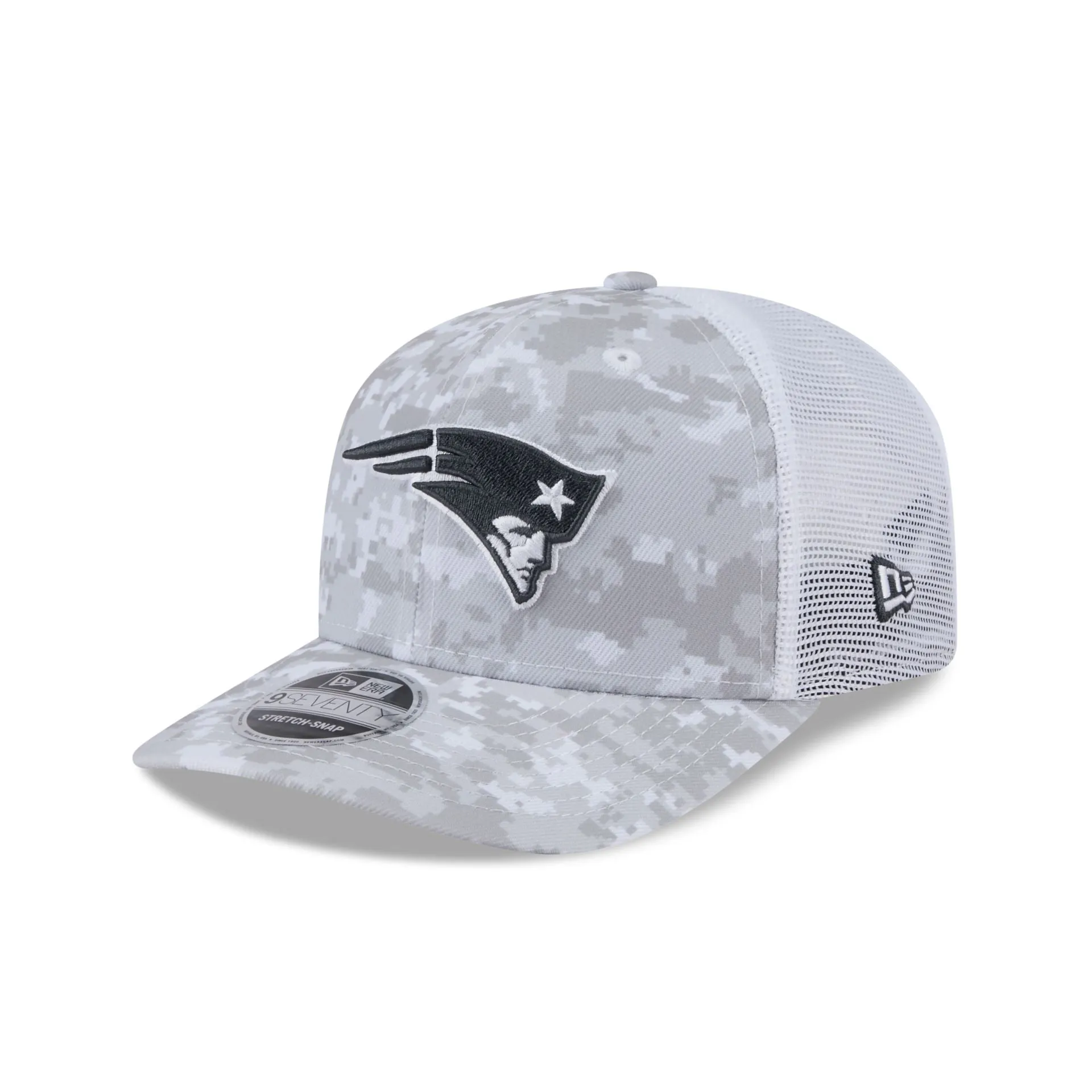 New England Patriots 2024 Salute to Service 9SEVENTY Trucker Hat sold by New Era product image thumbnail 3
