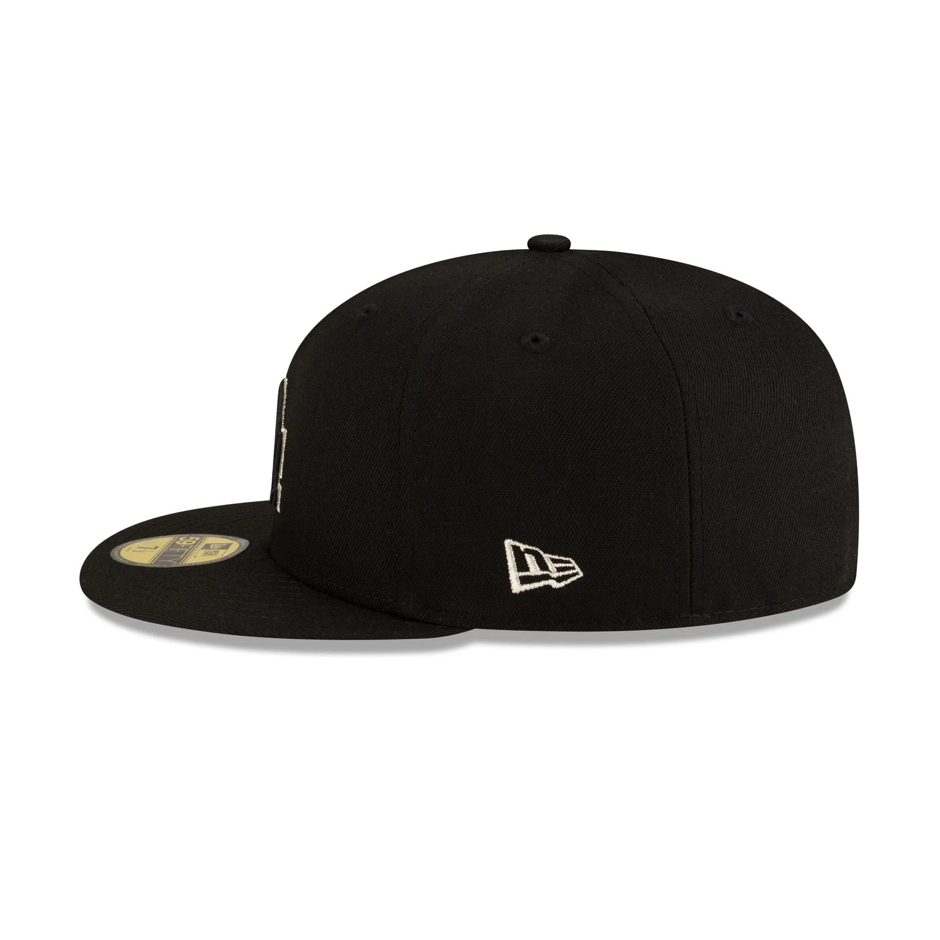 Undefeated x Los Angeles Dodgers All Black 59FIFTY Fitted Hat sold by New Era product image thumbnail 5