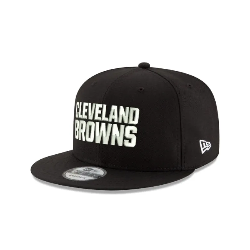 Cleveland Browns Black and White 9FIFTY Snapback Hat sold by New Era