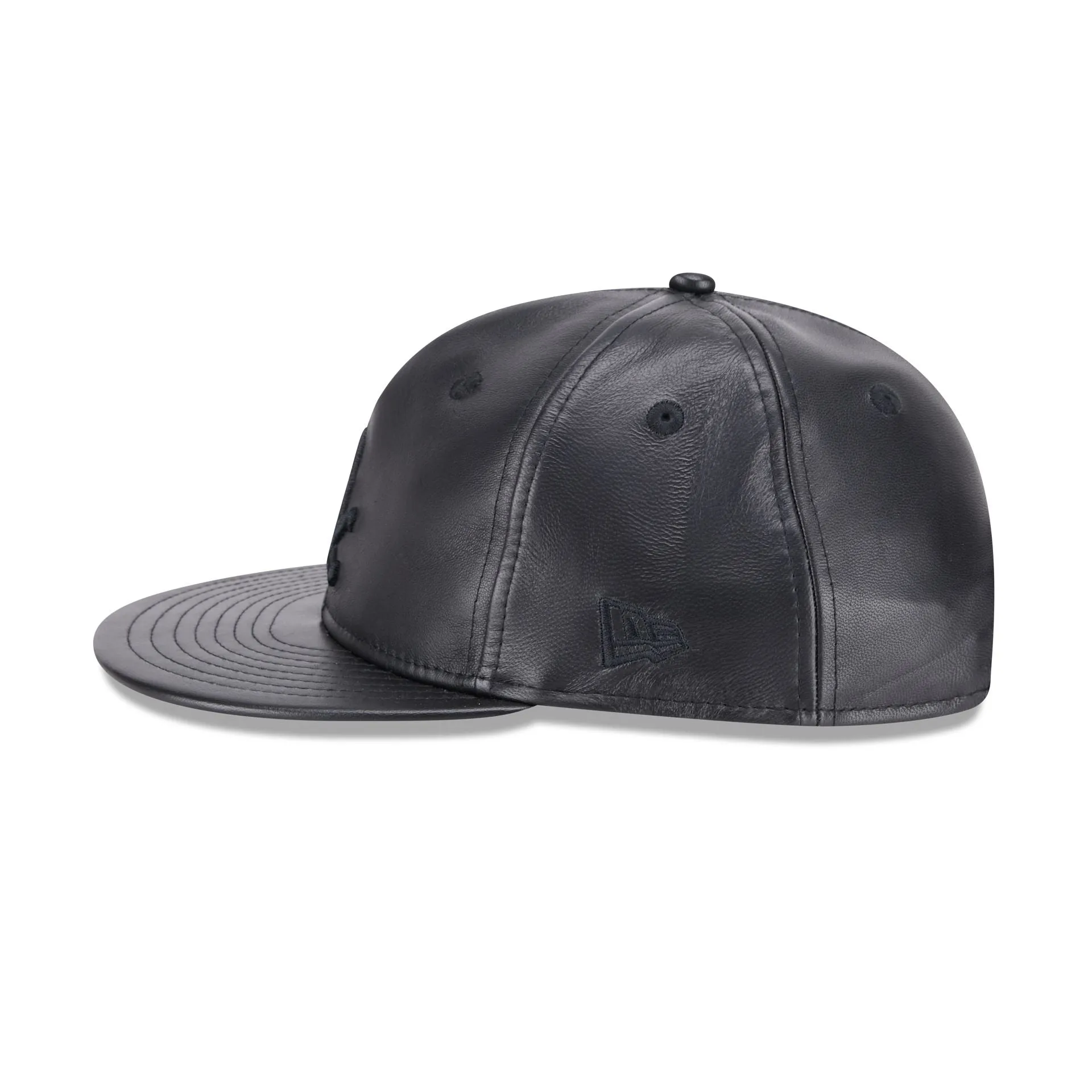 Chicago White Sox Genuine Leather Retro Crown 9FIFTY Strapback Hat sold by New Era product image thumbnail 4