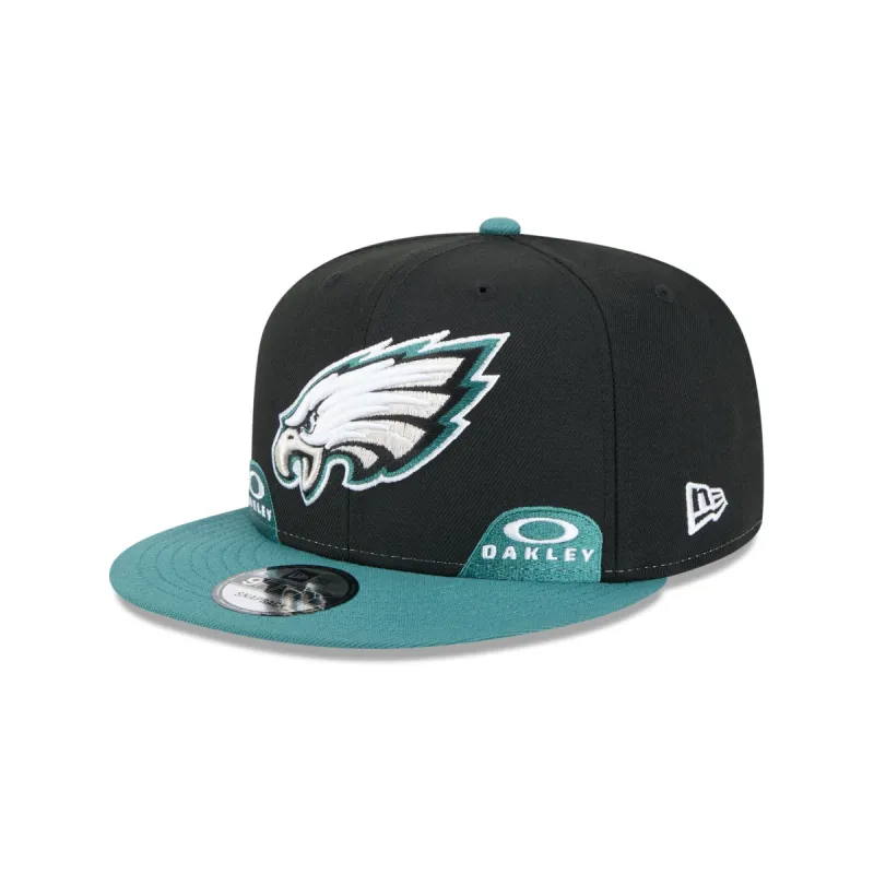 Oakley x Philadelphia Eagles 9FIFTY Snapback Hat sold by New Era