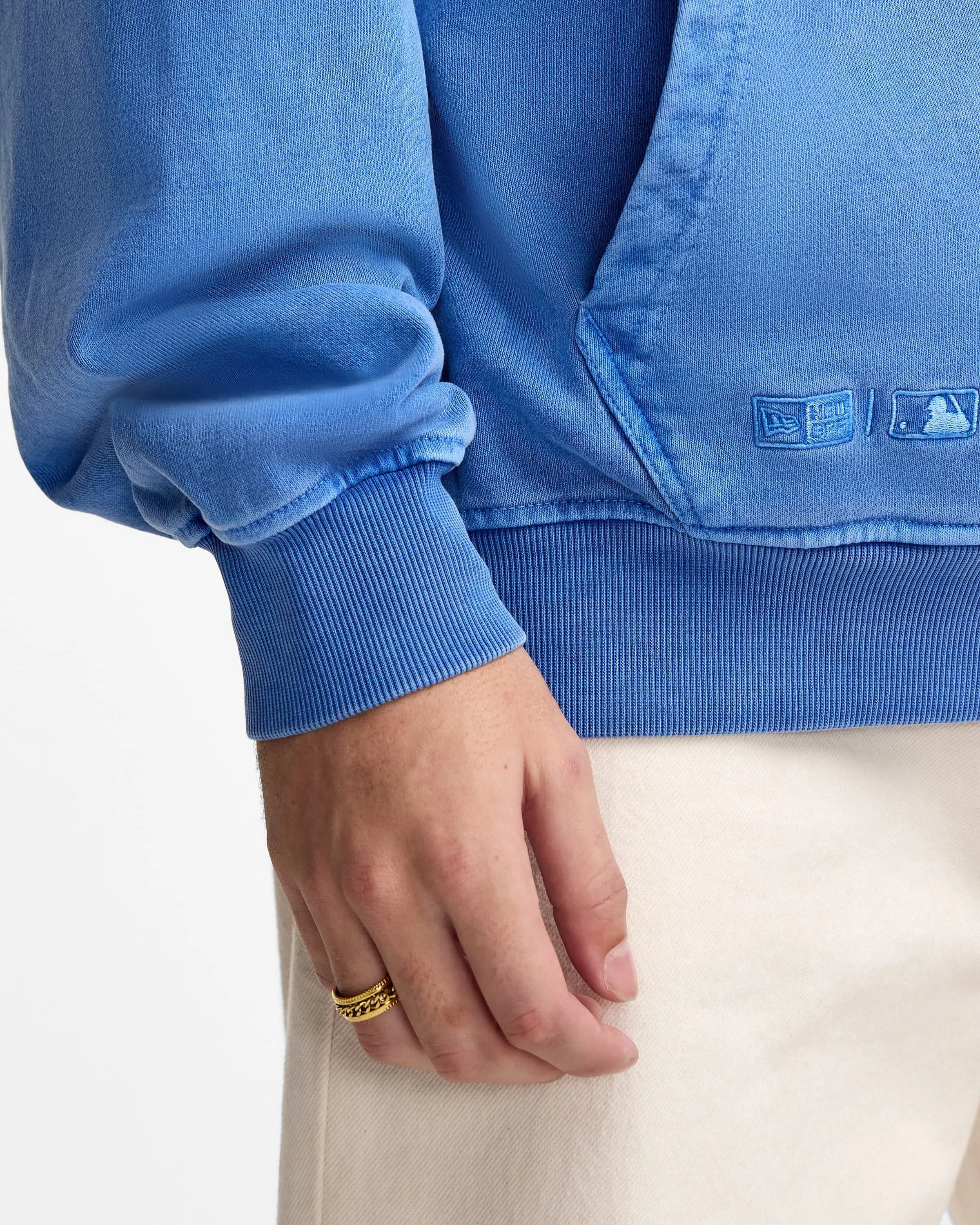 Los Angeles Dodgers Pigment Logo Blue Quartz Hoodie sold by New Era product image thumbnail 4