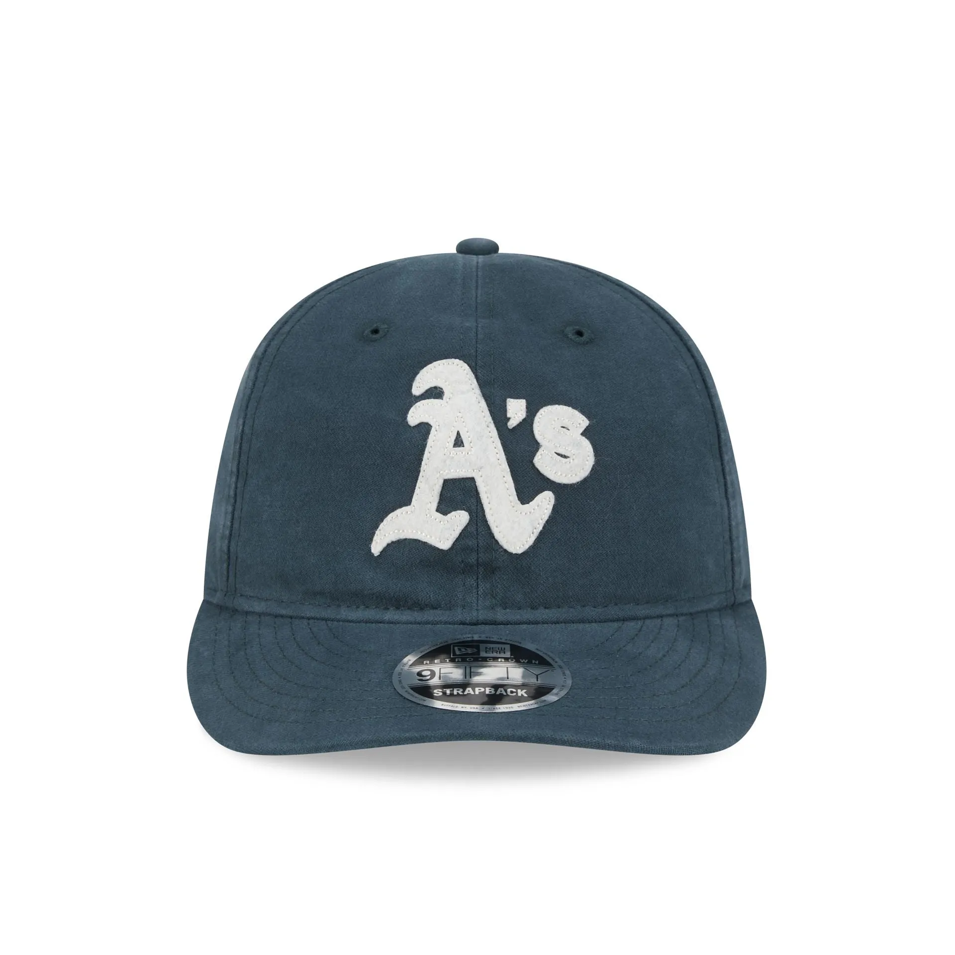 Oakland Athletics Canvas Felt Retro Crown 9FIFTY Adjustable Hat sold by New Era product image thumbnail 2
