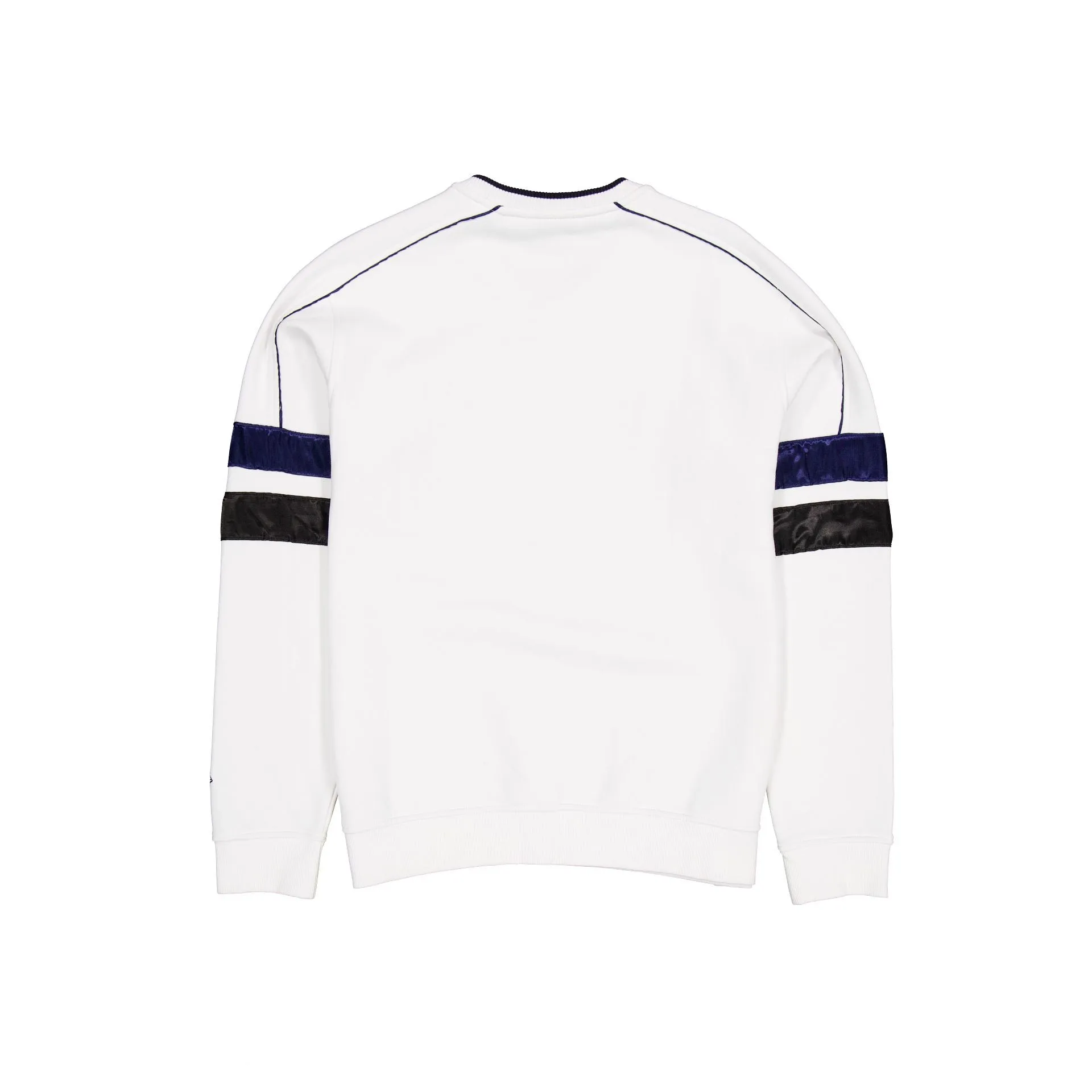 Atlanta Braves Sport Classics White Crewneck sold by New Era product image thumbnail 3