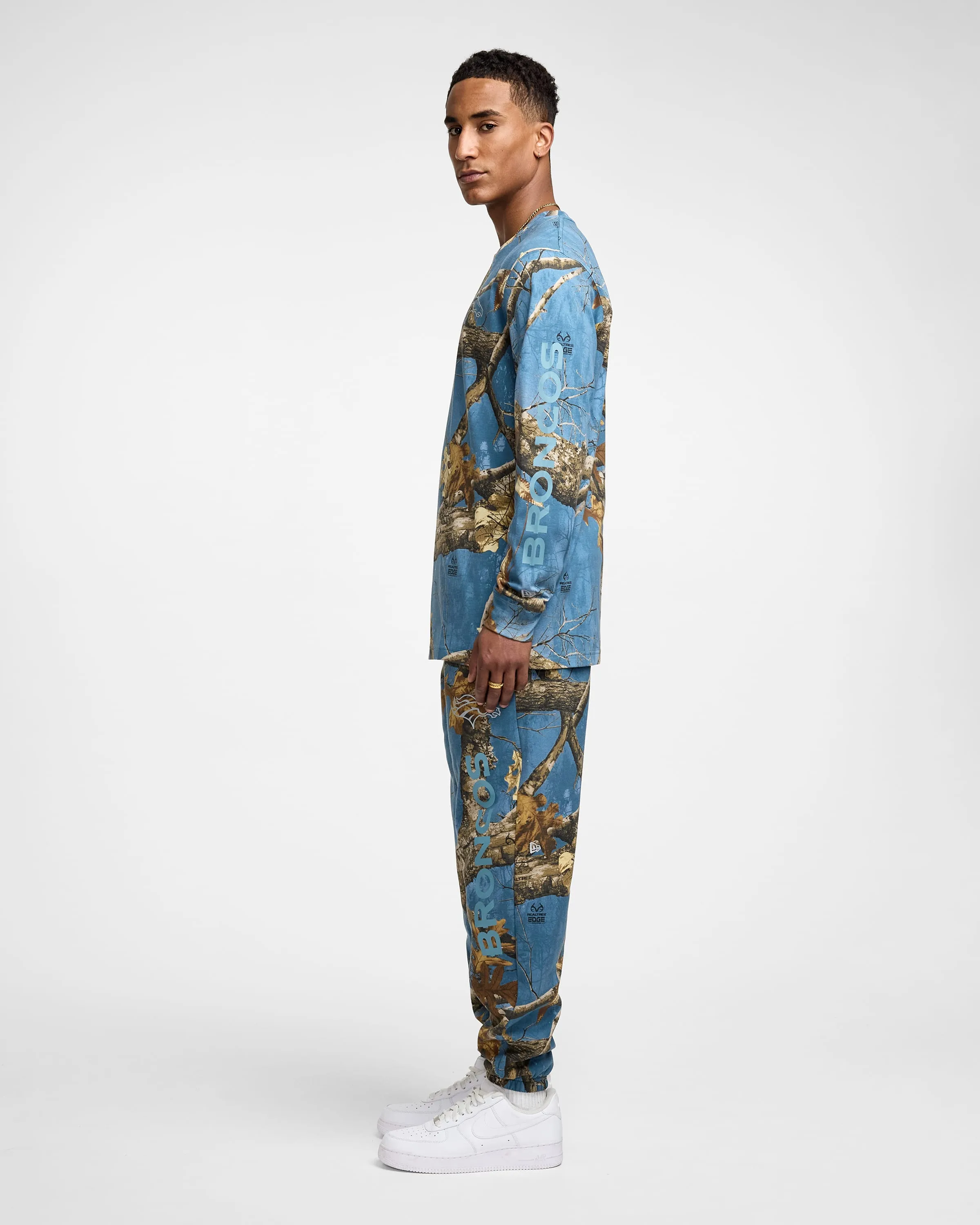 Green Bay Packers Realtree Long Sleeve T-Shirt sold by New Era product image thumbnail 4