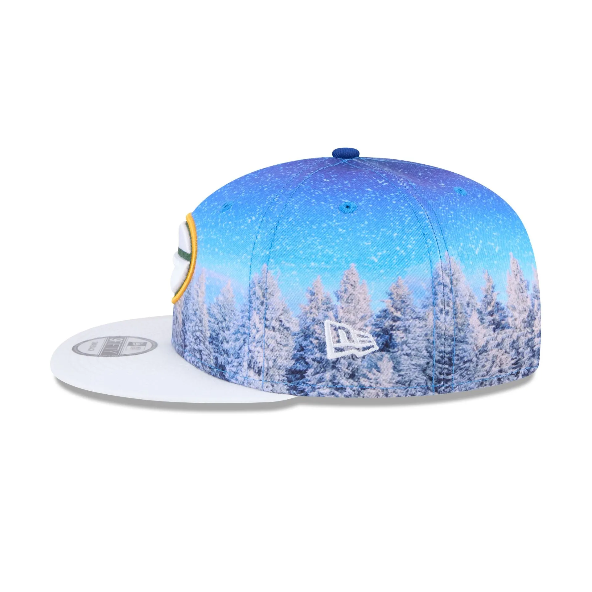 Green Bay Packers Winter Photoreal 9FIFTY Snapback Hat sold by New Era product image thumbnail 4